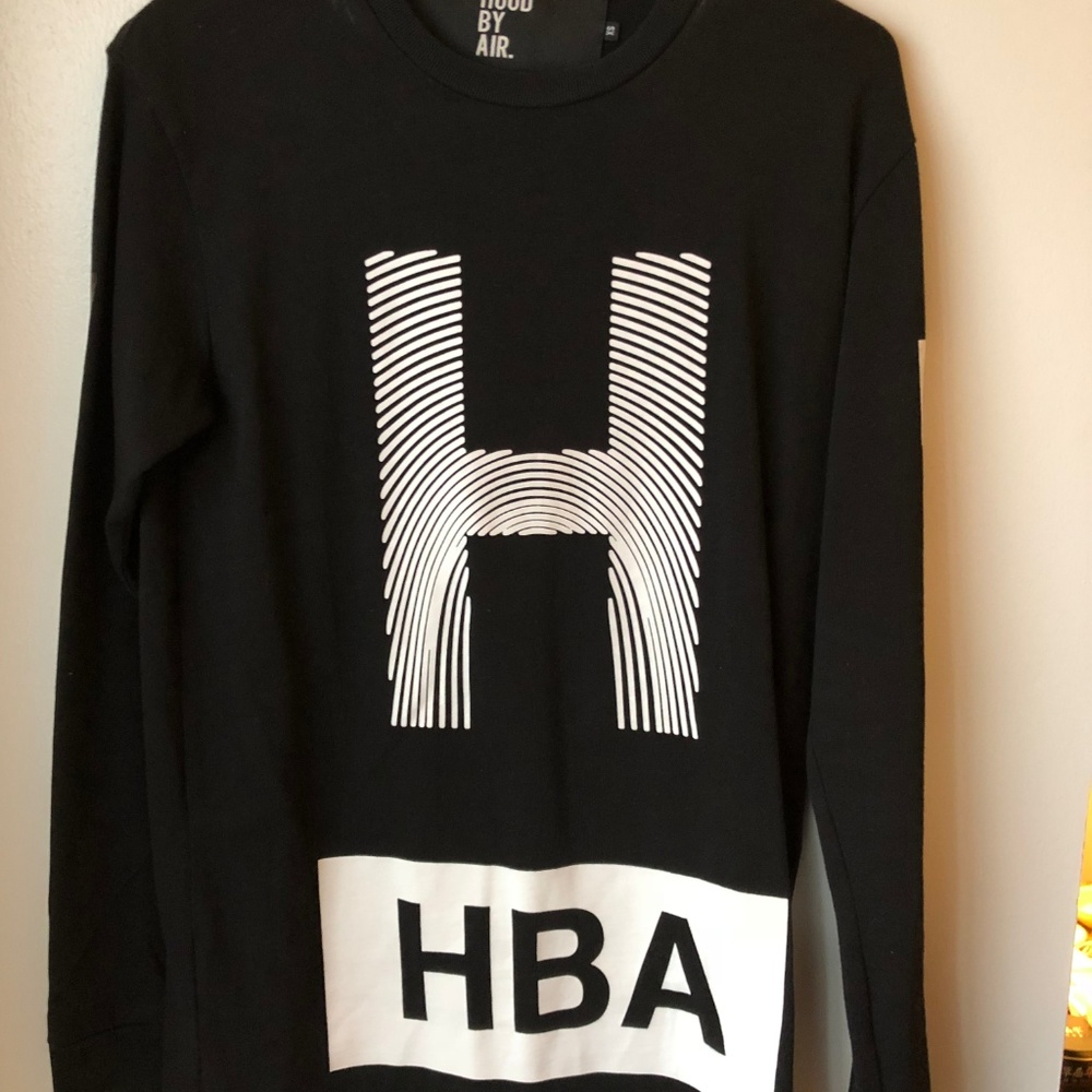 HBA LOOK LIKES NEW